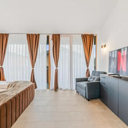 Bodensee Penthouse 23i - Seesicht - Billiard - Panorama Exklusive * Ohningen